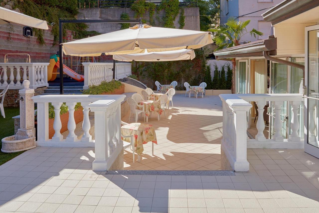 Hotel Plaza Tabiano Terme Εξωτερικό φωτογραφία